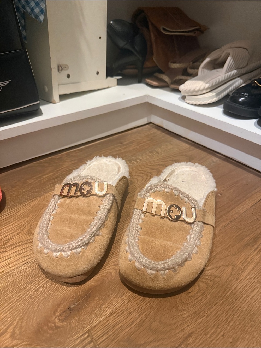 Mou Chestnut Suede Shearling Slip-On Mules